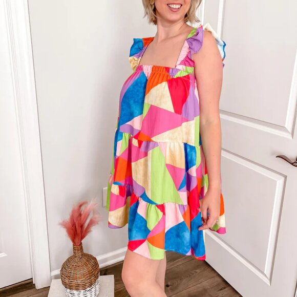 Peach Love California Dresses & Skirts - PEACH LOVE Colorblock Babydoll Ruffle Sleeve Tiered Dress